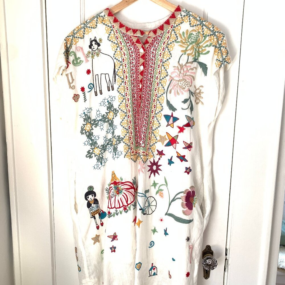 Johnny Was Embroidered Tunic - Size Large - Stunning Embroidery